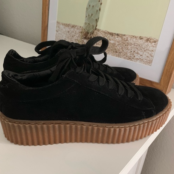 boohoo platform sneakers